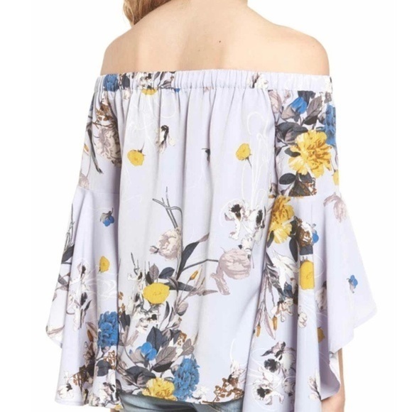 Chelsea 28 Bell sleeve off the shoulder Top - Picture 2 of 7